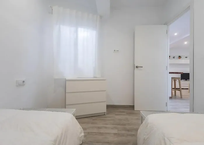 Apartamento Cerca Del Mar, Del Puerto Y Del Centro * Valenza