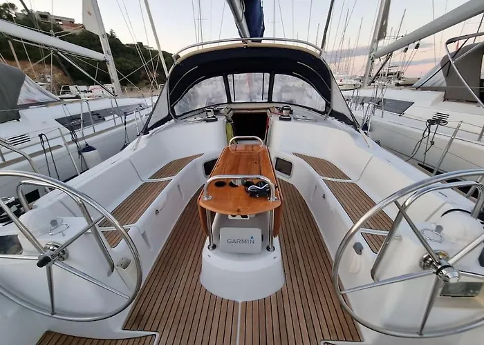 Velero Monia Valencie