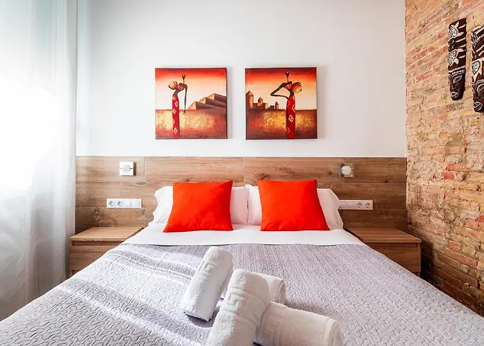 Flats Piera Center شقة