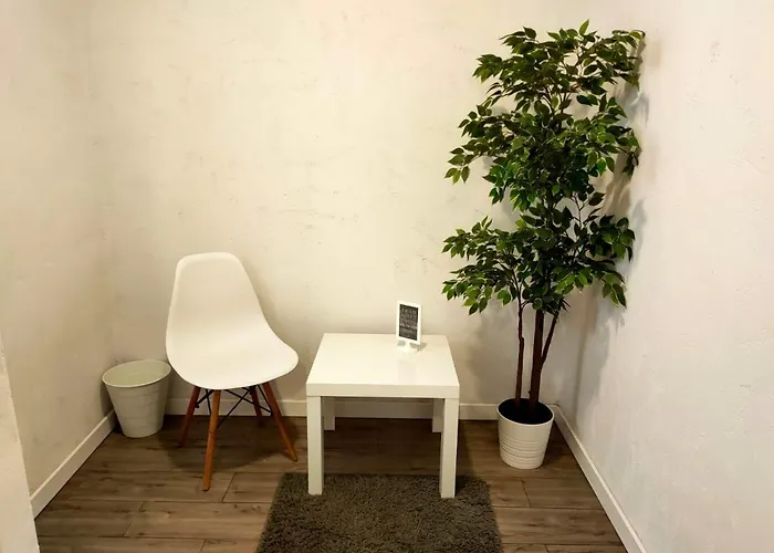 아파트 Pequeno Con Mini Piscina - No Climatizada *