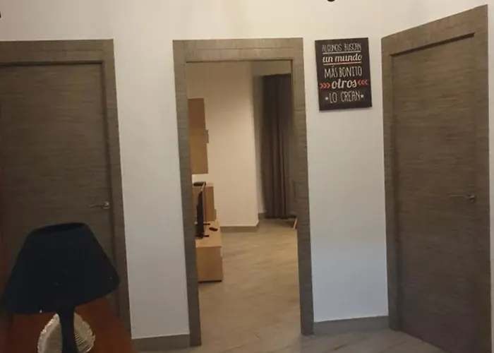 Flats Puente Ademuz De 3 فالنسيا