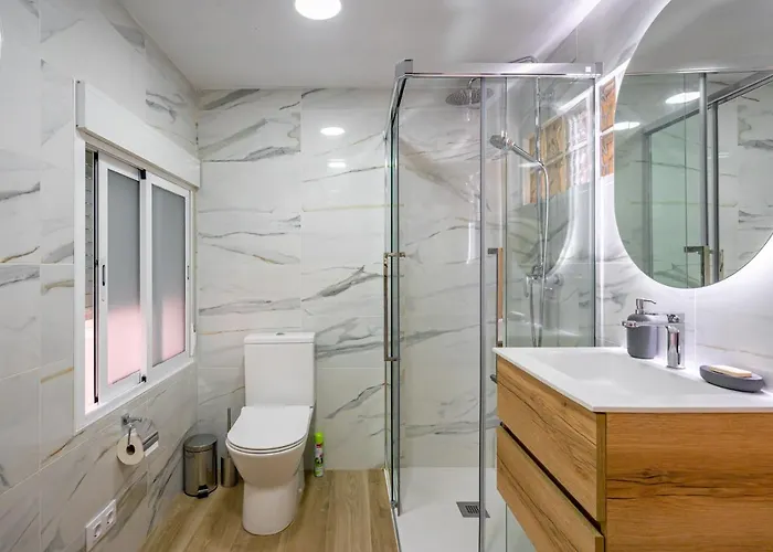 Sunny On Cabanal Beach * Valencia