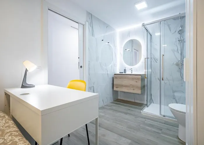 Sunny On Cabanal Beach Apartment Valencia