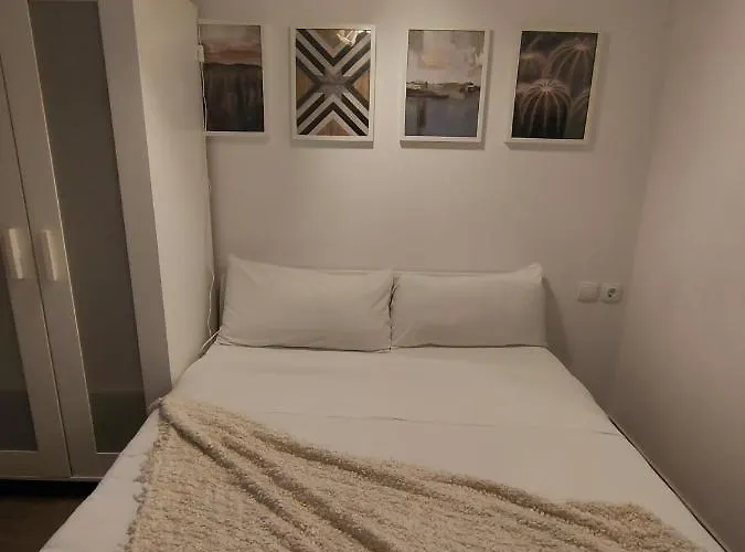 Pequeno Con Mini Piscina - No Climatizada *