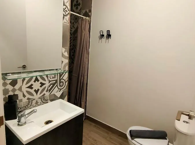 아파트 Pequeno Con Mini Piscina - No Climatizada