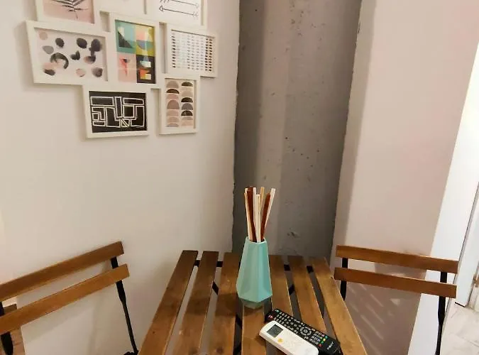 아파트 Pequeno Con Mini Piscina - No Climatizada 발렌시아