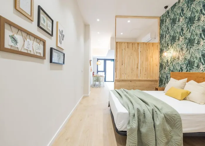 Florit Flats - Urban Apartment