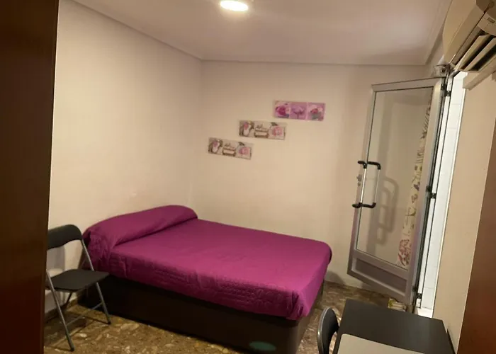 Alquiler Universidades Malvarrosa Playa Maritim Solo Familias Con Ninos 발렌시아