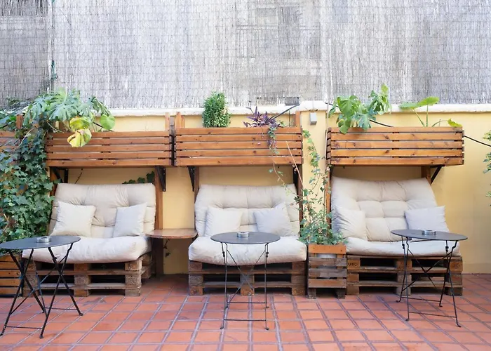 Purple Nest * Valencia