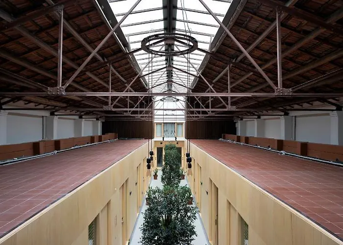 Hotel Mythic Valence