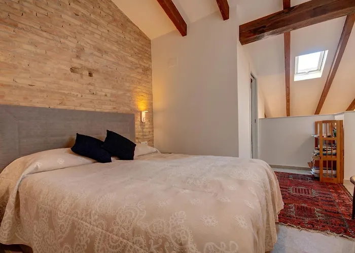 Beds & Breaks Verdi 2 فالنسيا