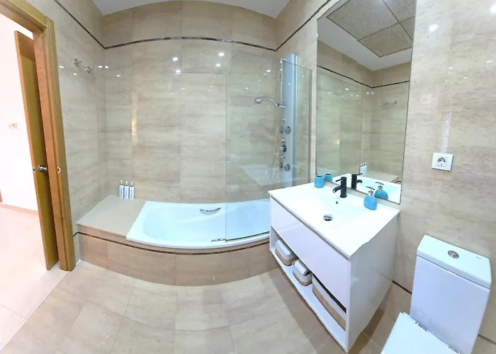 Luxury B40-7 On فالنسيا