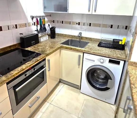 Luxury B40-7 On * فالنسيا