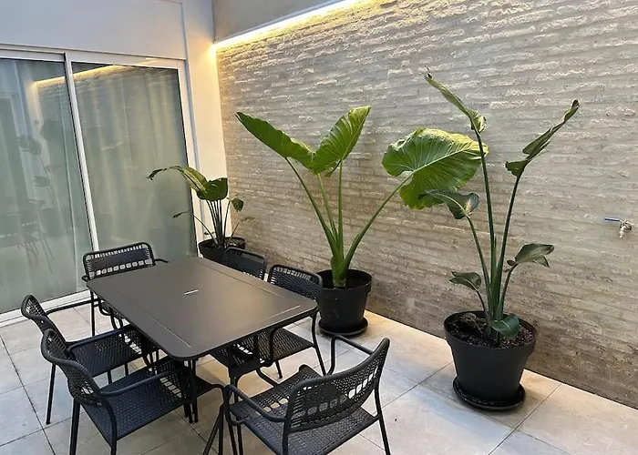 Precioso Con Patio. Pyp *