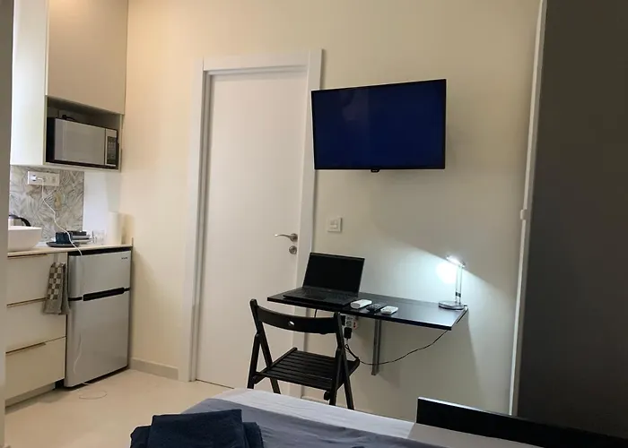 Δωμάτια σε οικογενειακή κατοικία Small Private In Heart Of - Rusafa *