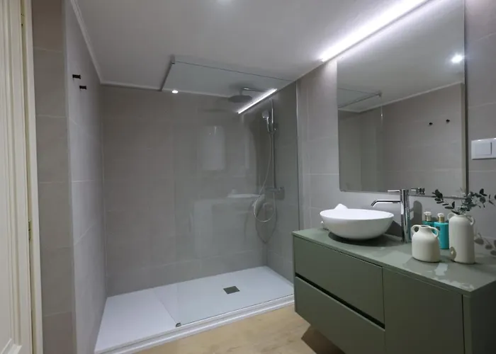 Florit Flats - The Apolo Valenza