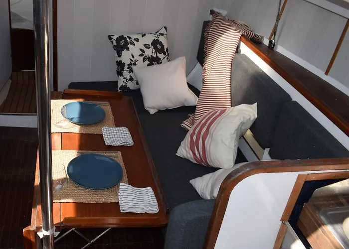 Bateau-hôtel Velero En Puerto De - E&m Boats