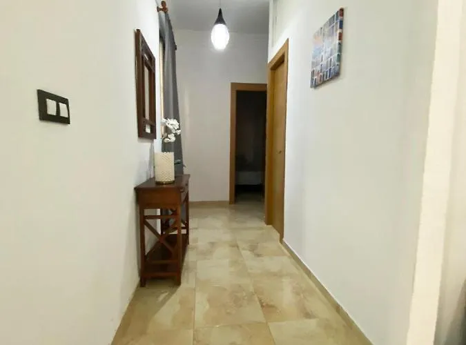 Cerca Al Puerto Shared *