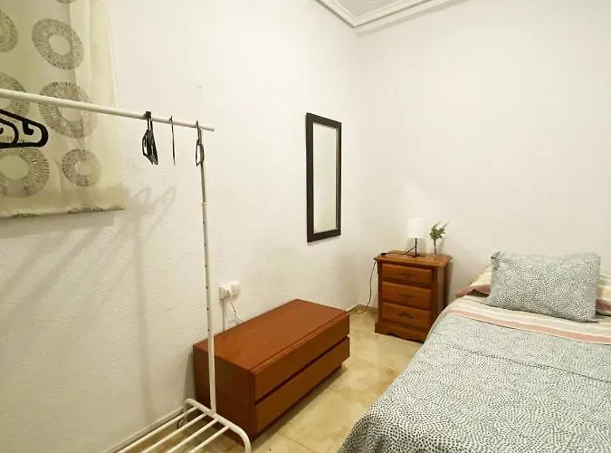 Cerca Al Puerto Shared