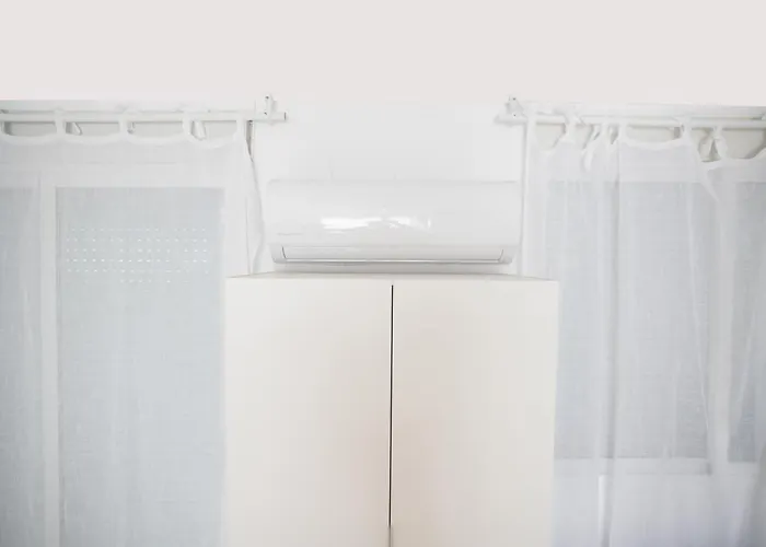 דירה Penthouse Duplex In A 4 Floors Spanish House -8 Min To Center By Metro ולנסיה