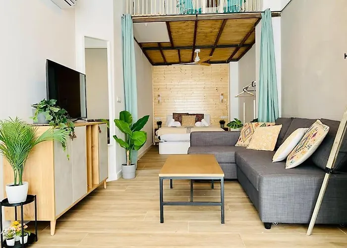 B1 Verdeguer - Flat Close To The *