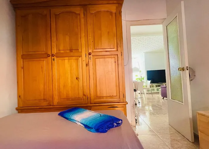 Privada En Piso Compartido 홈스테이