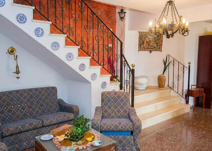 Villa Near With Private Pool