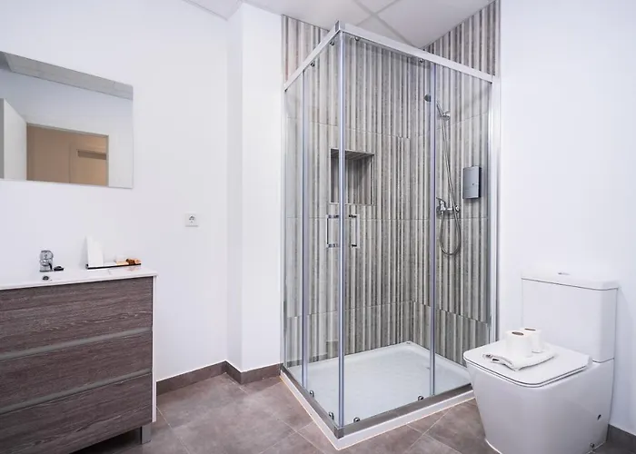 Luxury - Boutique Market *