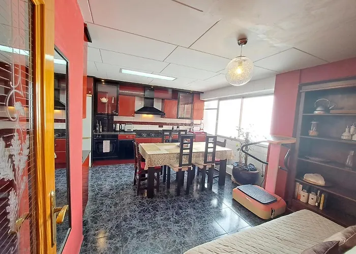 Full Equipped And Comfortable With Wifi * 발렌시아