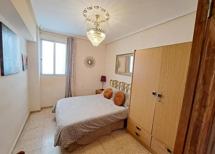 아파트 3 Bedroom Flat With Wifi 발렌시아