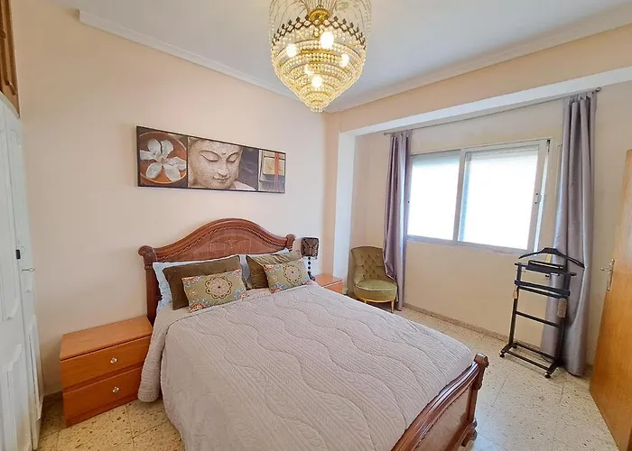 3 Bedroom Flat With Wifi Διαμέρισμα
