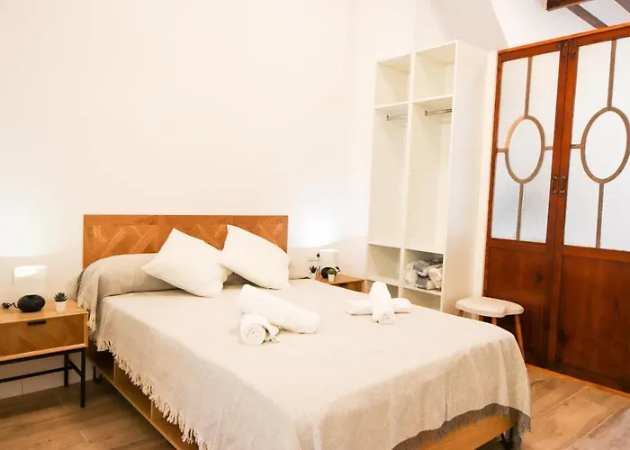 Cerca De La Playa De Malvarrosa By Alterhome * فالنسيا