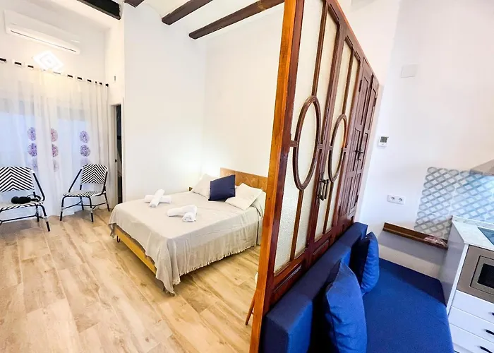 Cerca De La Playa De Malvarrosa By Alterhome شقة فالنسيا