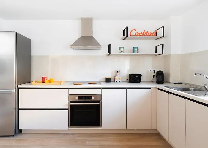 Espectacular Piso Reformado Al Lado Del Rio Turia *