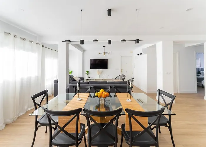 Espectacular Piso Reformado Al Lado Del Rio Turia *