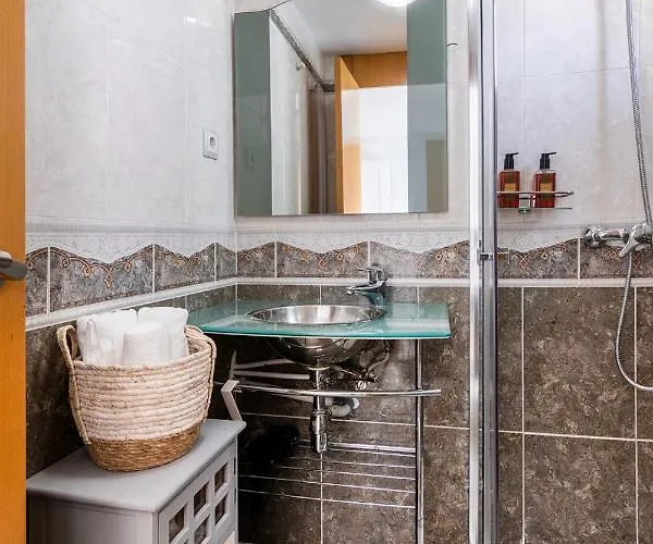 Penthouse Duplex In A 4 Floors Spanish House -8 Min To Center By Metro