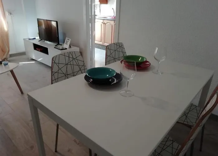 Malvarrosa Familiar Βαλένθια