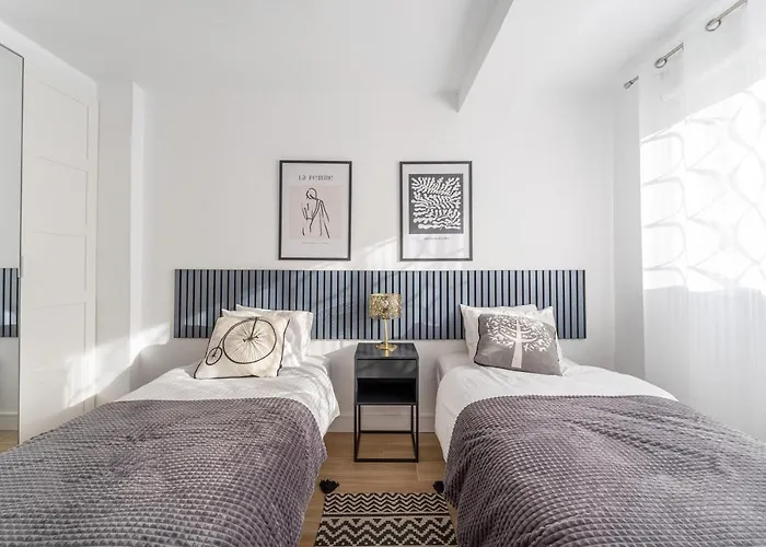 Espectacular Piso Reformado Al Lado Del Rio Turia فالنسيا