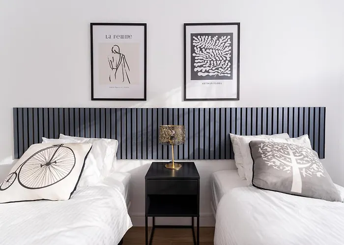 Espectacular Piso Reformado Al Lado Del Rio Turia