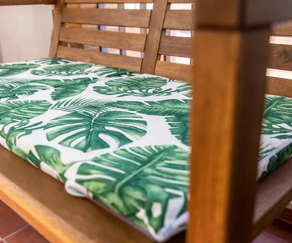 Penthouse Duplex In A 4 Floors Spanish House -8 Min To Center By Metro 아파트 *