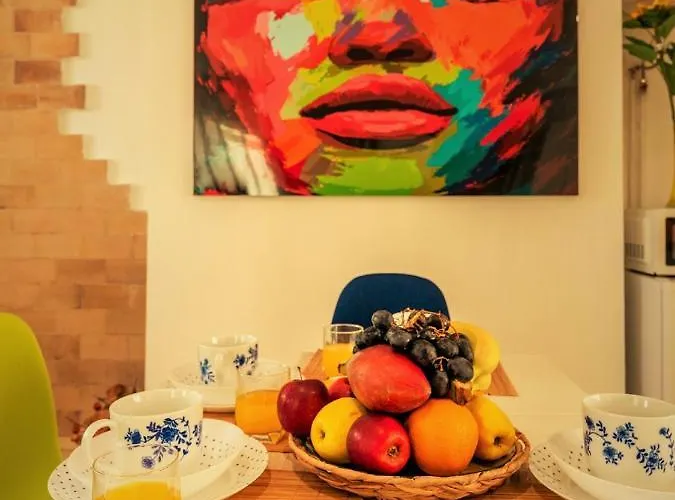 Penthouse Duplex In A 4 Floors Spanish House -8 Min To Center By Metro דירה ולנסיה