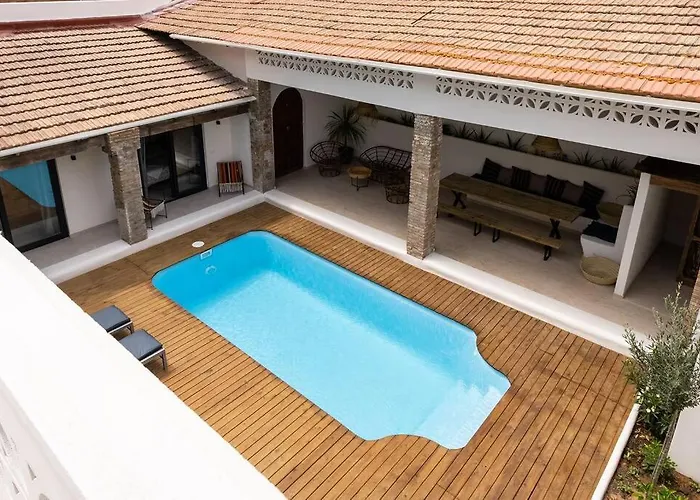 Maison Avec Piscine A Valencia