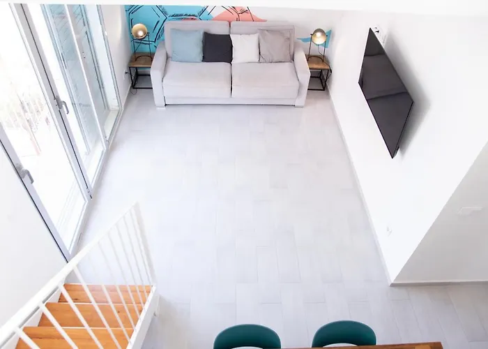 Vlc Host - Cuber Lejlighed