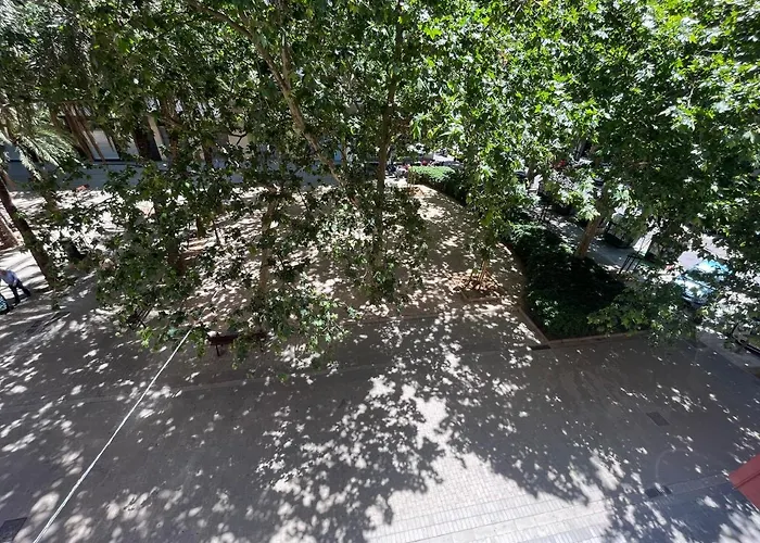 Apartament Encantador Δωμάτια σε οικογενειακή κατοικία *