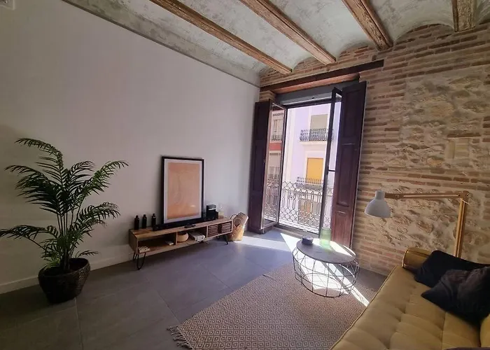 Centrica Y Encantadora Vivienda. דירה