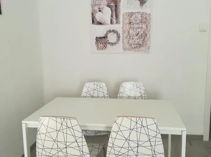 Πανσιόν Malvarrosa Familiar Βαλένθια