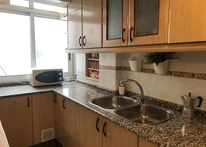 Arts And Sciens Museum/beach *