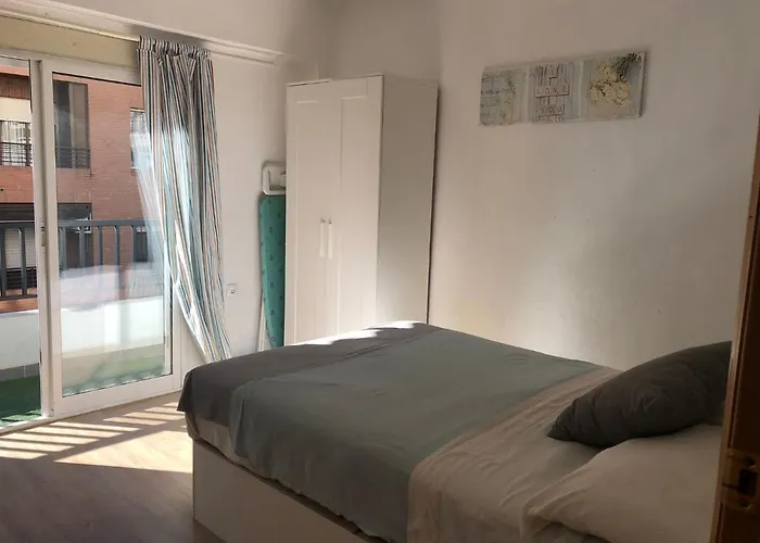 Arts And Sciens Museum/beach *