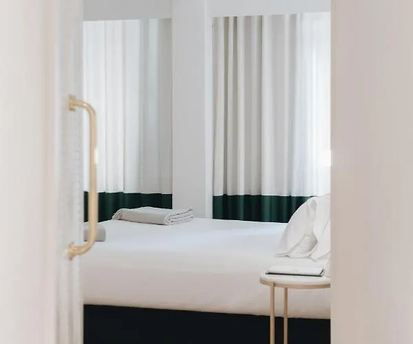 Mate Cosmo - Centre, 3* Valencia