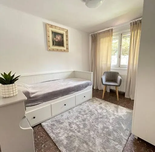 Puigval 50m De La Playa 발렌시아